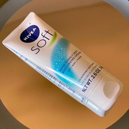 Nivea Soft Moisturizing Cream