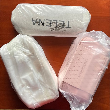 Charlotte Tilbury,Telena and EACHY Makeup Bags