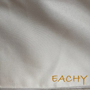 Eachy bag interior