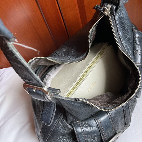 Telene Beauty Bag inside my Purse_ EACHY